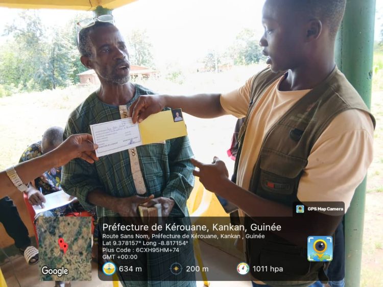 Début effectif du paiement des familles terrain de la CR de Linko par le Crédit Rural de Guinée
